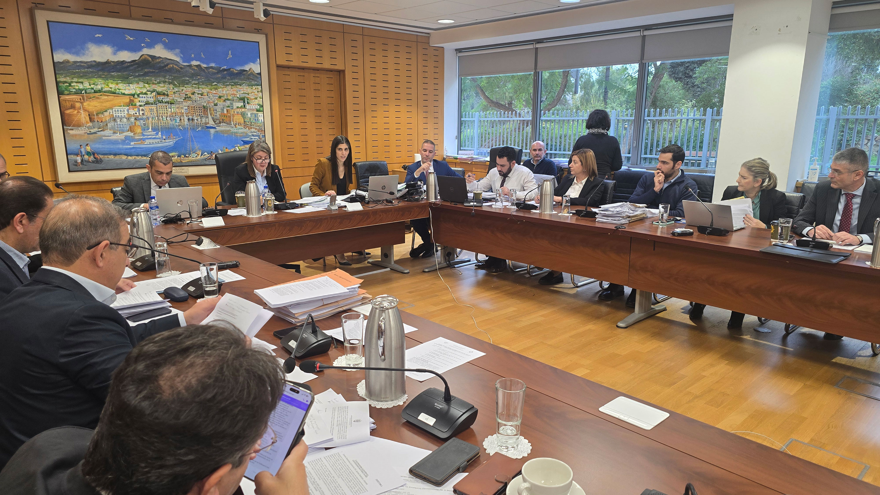 cover Parliament to vote on tax reform next week