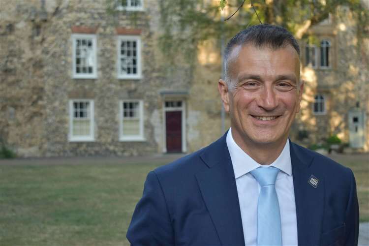 cover British Cypriot education leader Dr Nikos Savvas awarded OBE