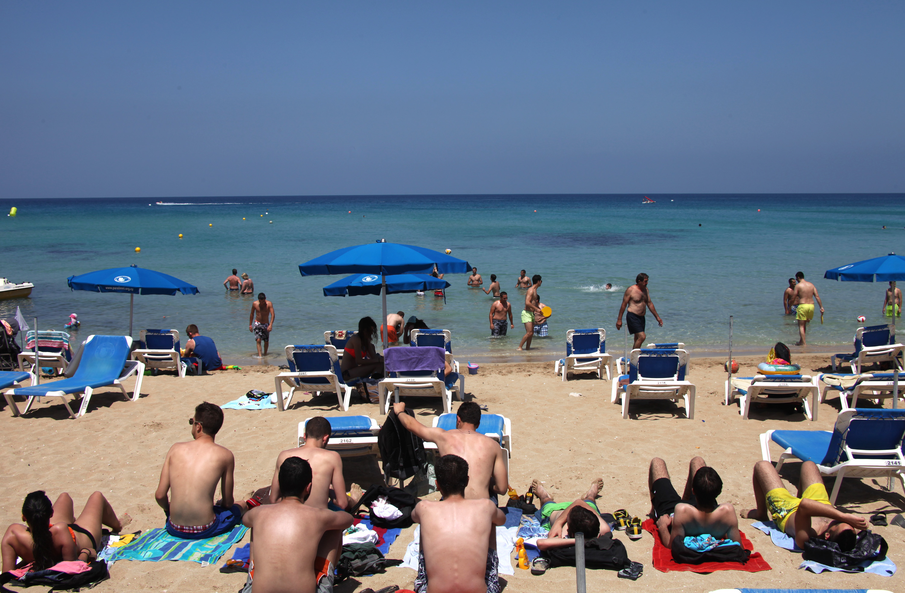 Surviving the Mediterranean sun in 2026: The ultimate guide to UV, heat safety and skin protection