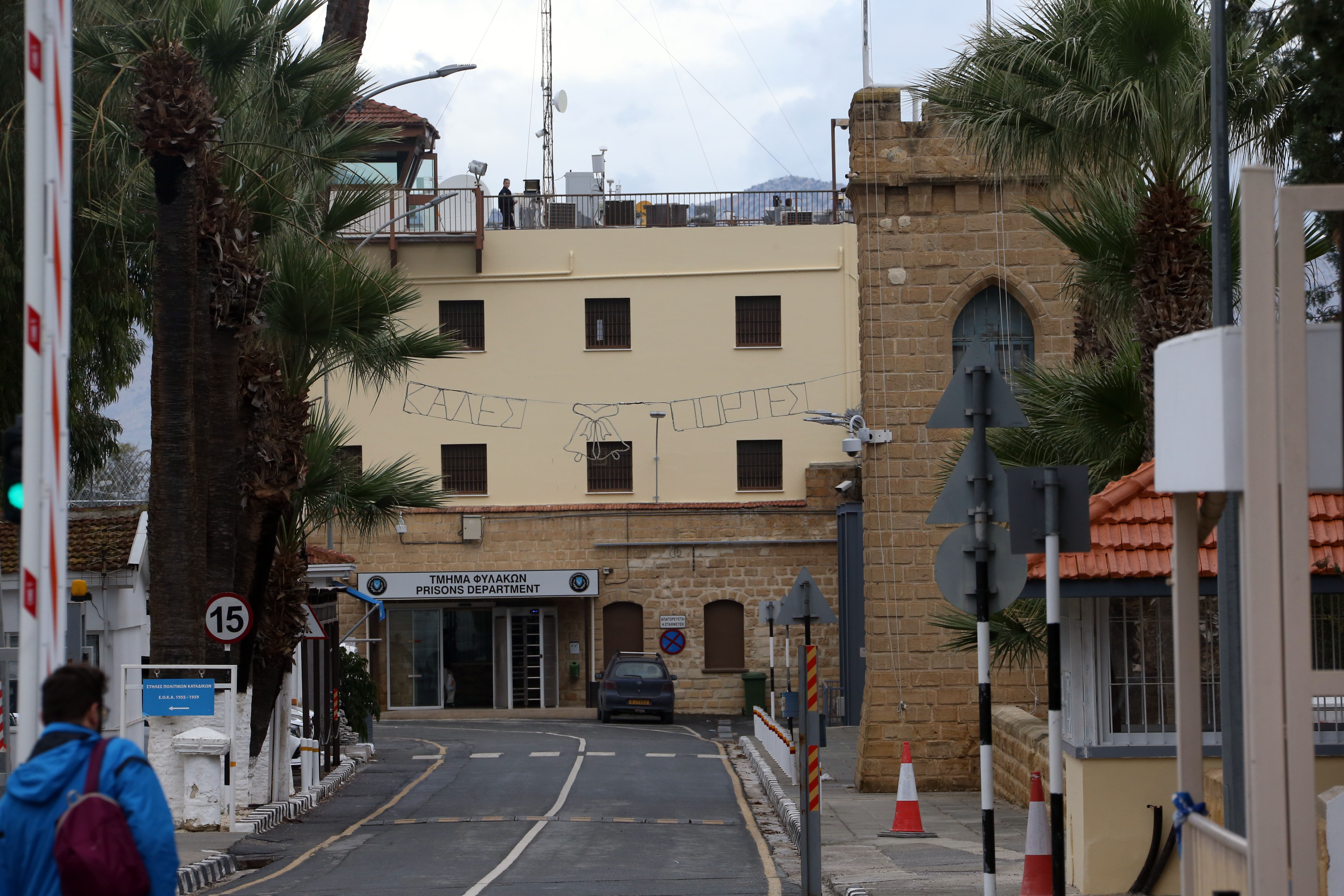 Justice minister tours central prison amid torture report scandal