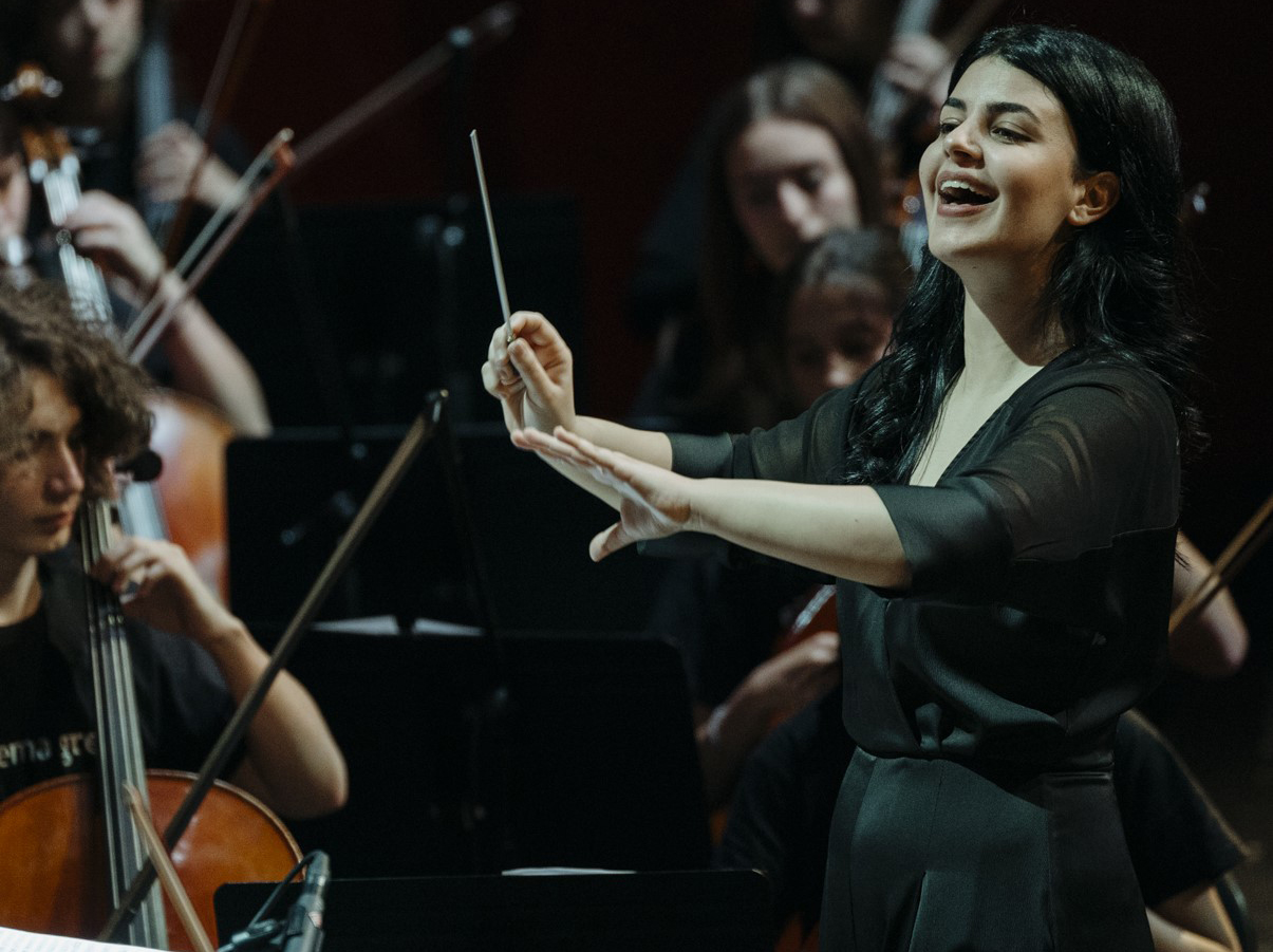 Music of Jasmine and Roses