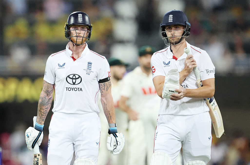 cover Australia to bid farewell to Khawaja as England fight for scraps