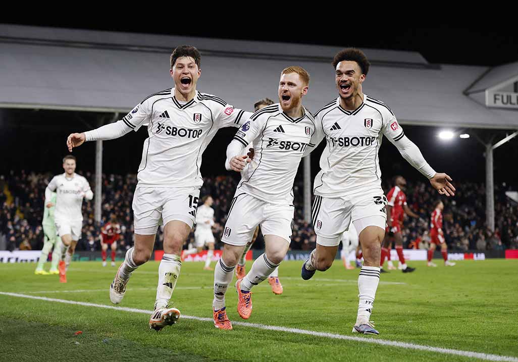 image Liverpool denied at Fulham by Reed screamer