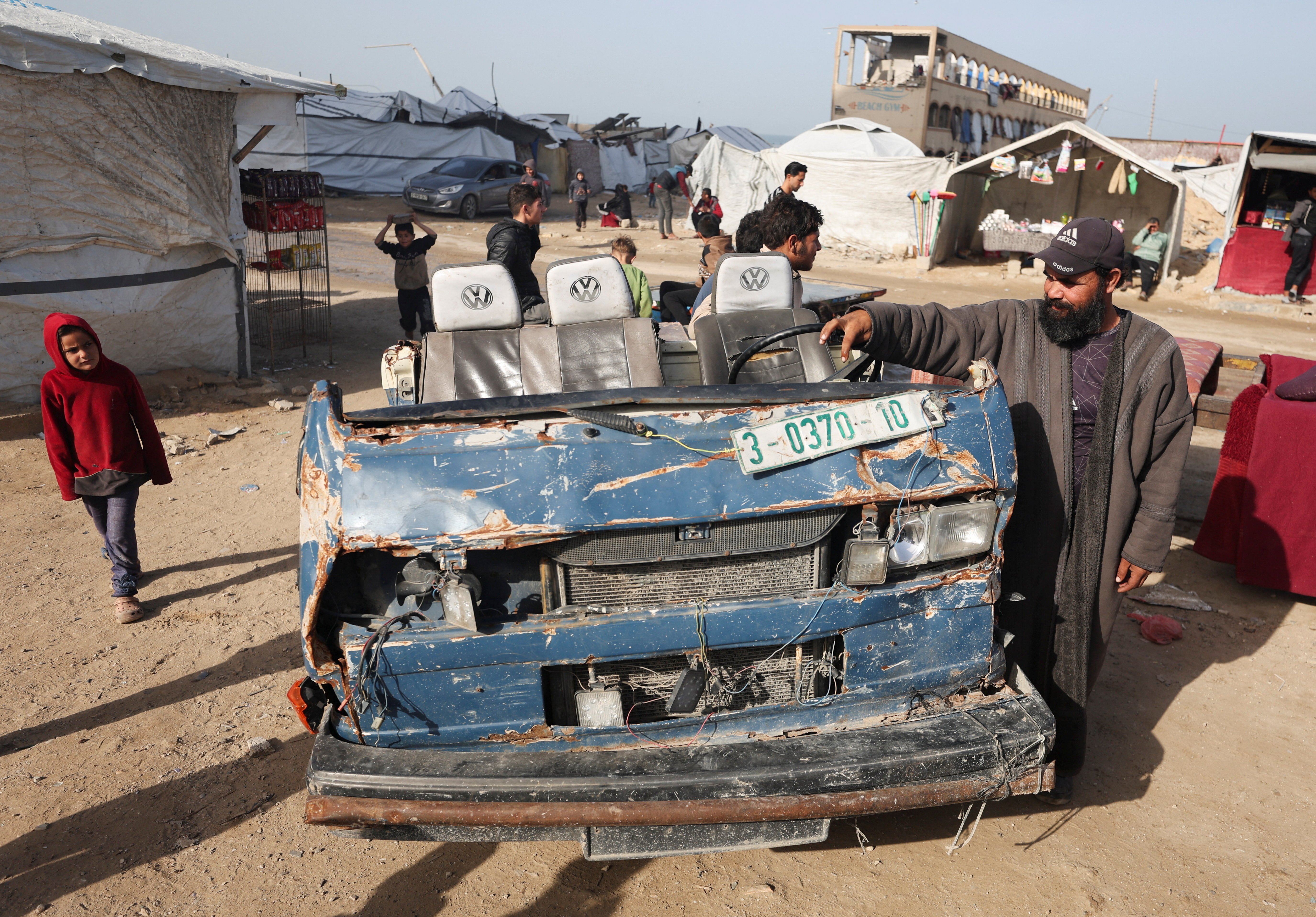 Turkey and Hamas discuss Gaza ceasefire phase two and humanitarian conditions