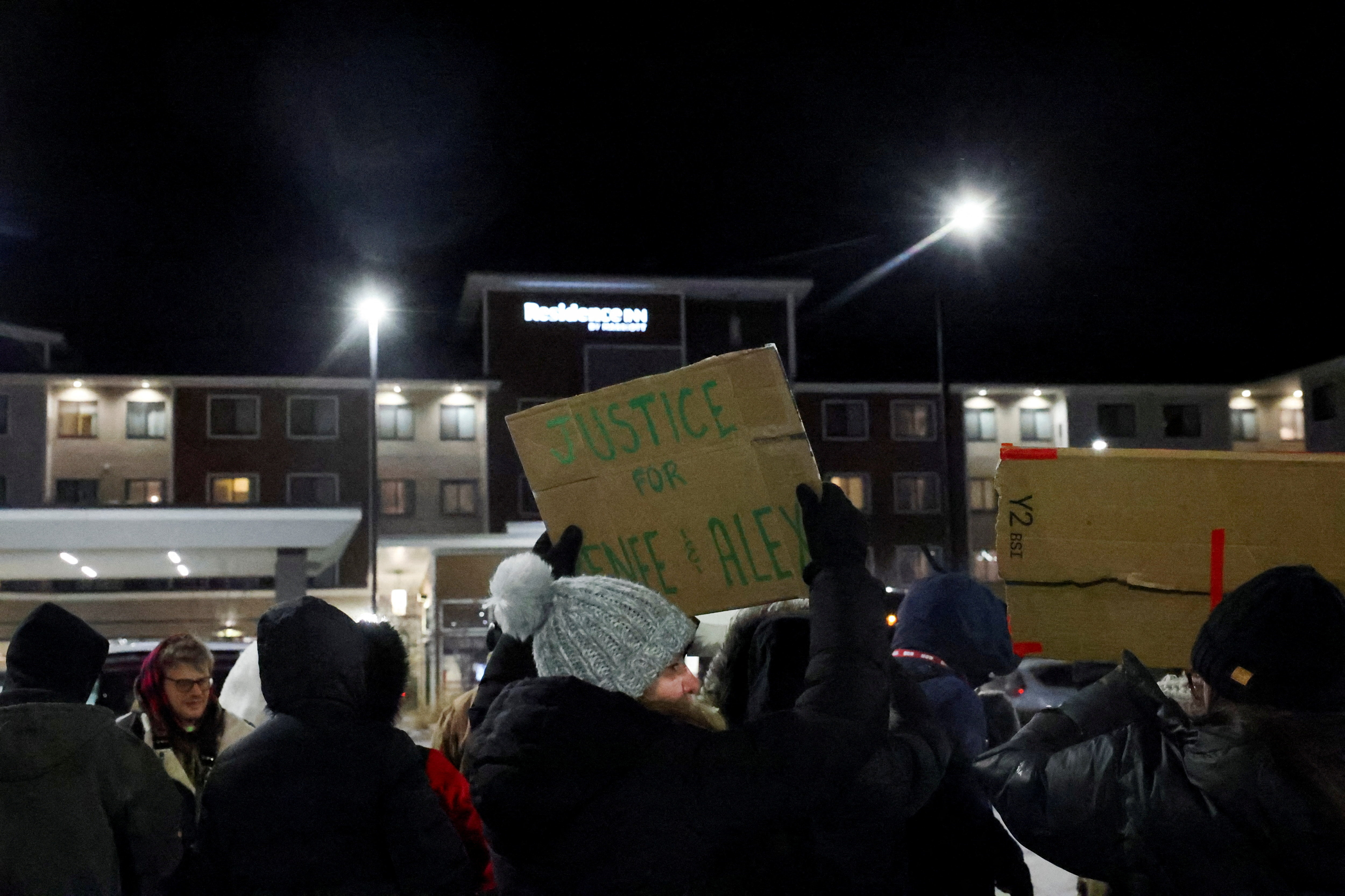 Trump and Minnesota governor talk after fatal shooting, immigration chief departs Minneapolis