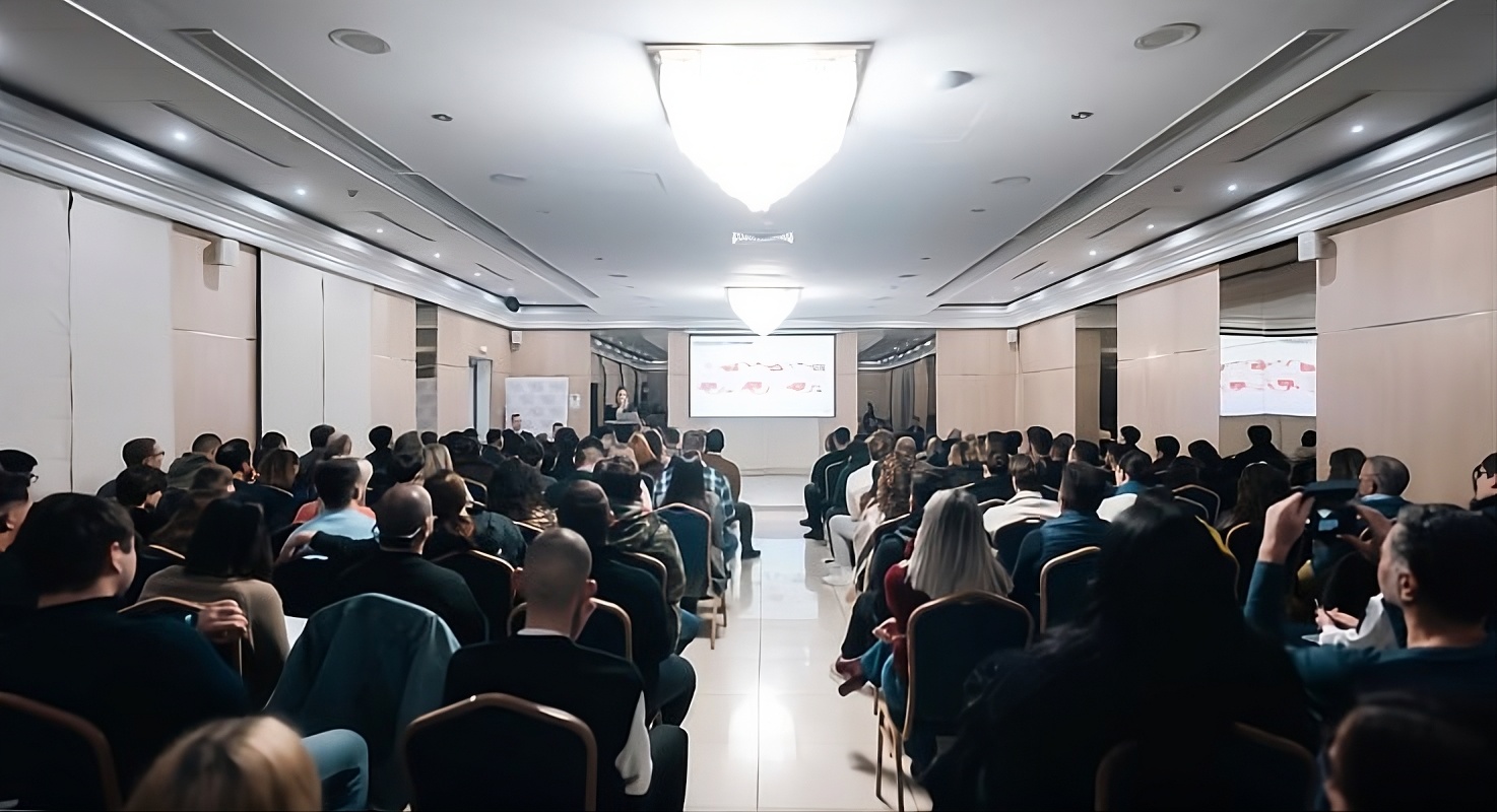 cover Larnaca hosts first open day for aspiring aviators in Cyprus