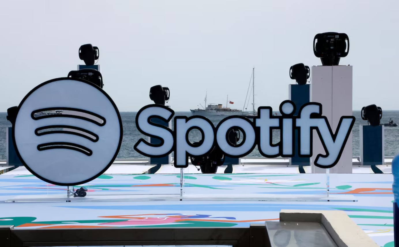 Spotify invests $10bn in podcasts to lure creators from rivals