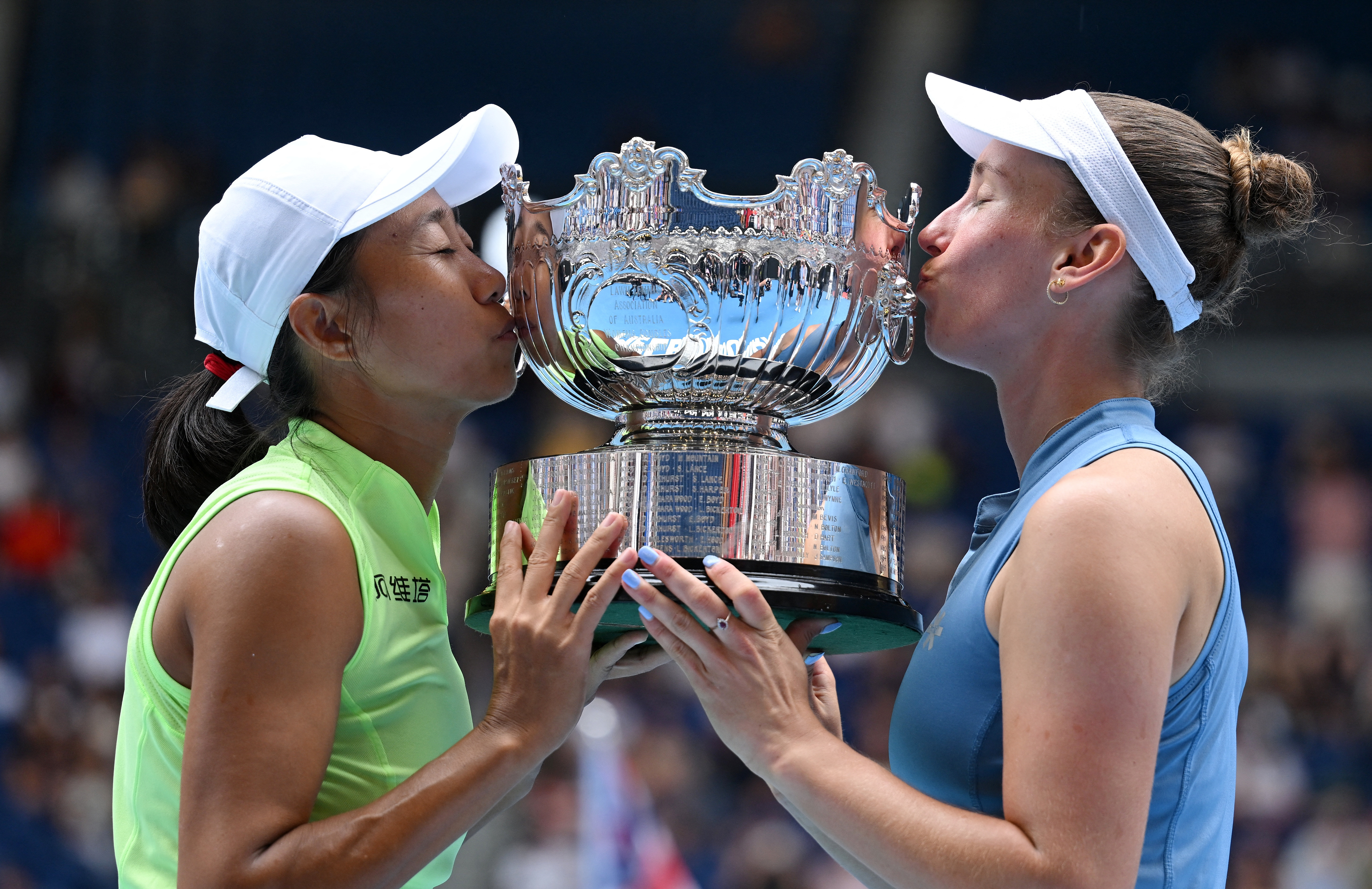 image Mertens and Zhang win Australian Open women&#8217;s doubles crown