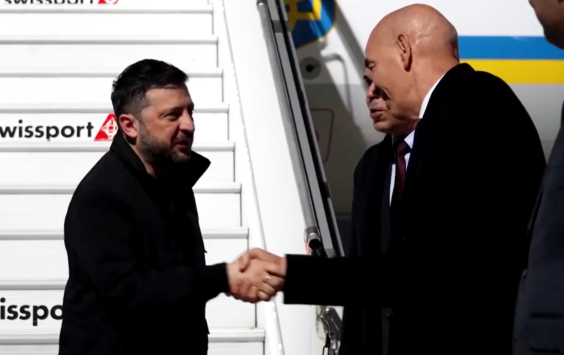 image Zelenskiy arrives in Cyprus