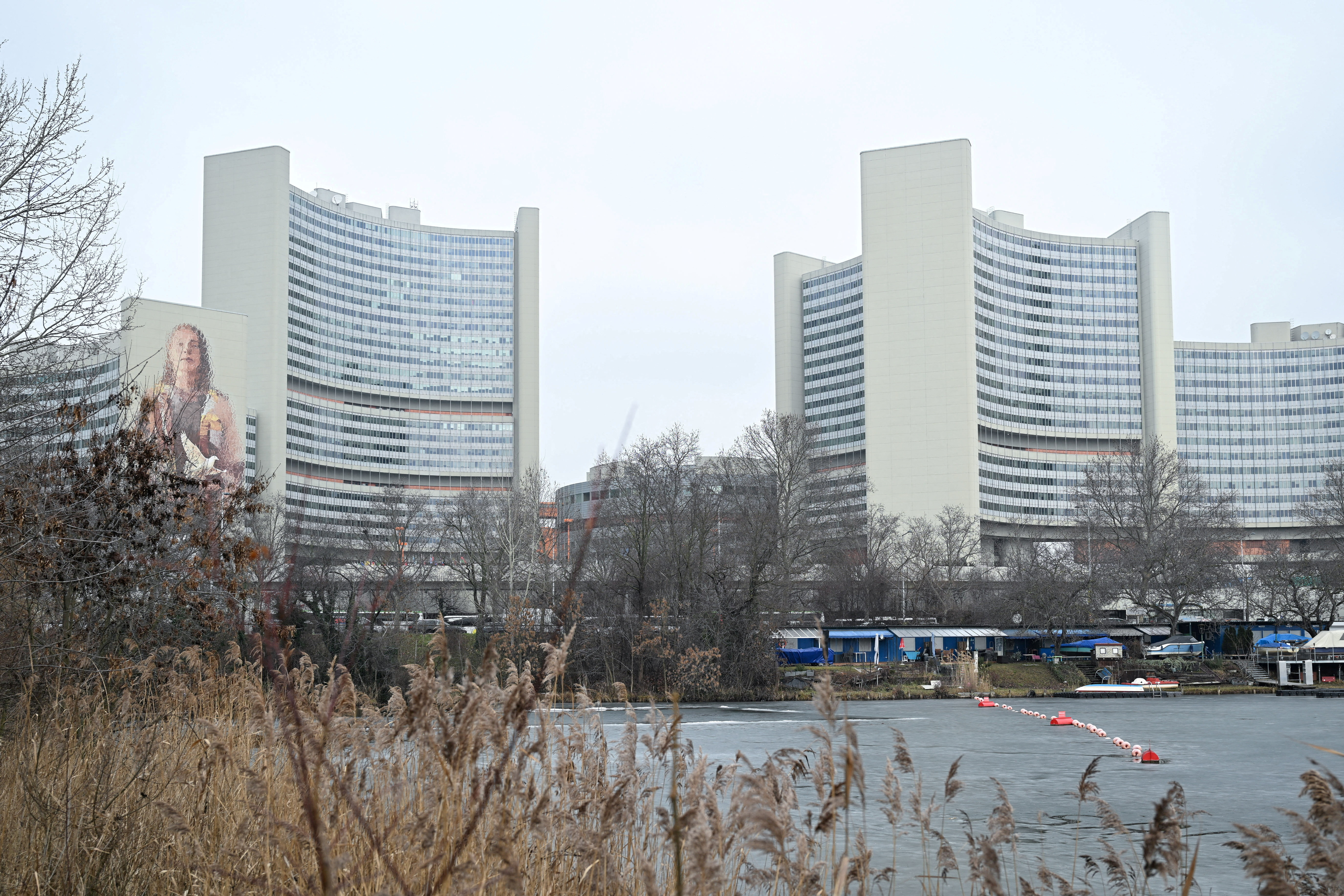 cover IAEA report says Iran must allow inspections, points at Isfahan