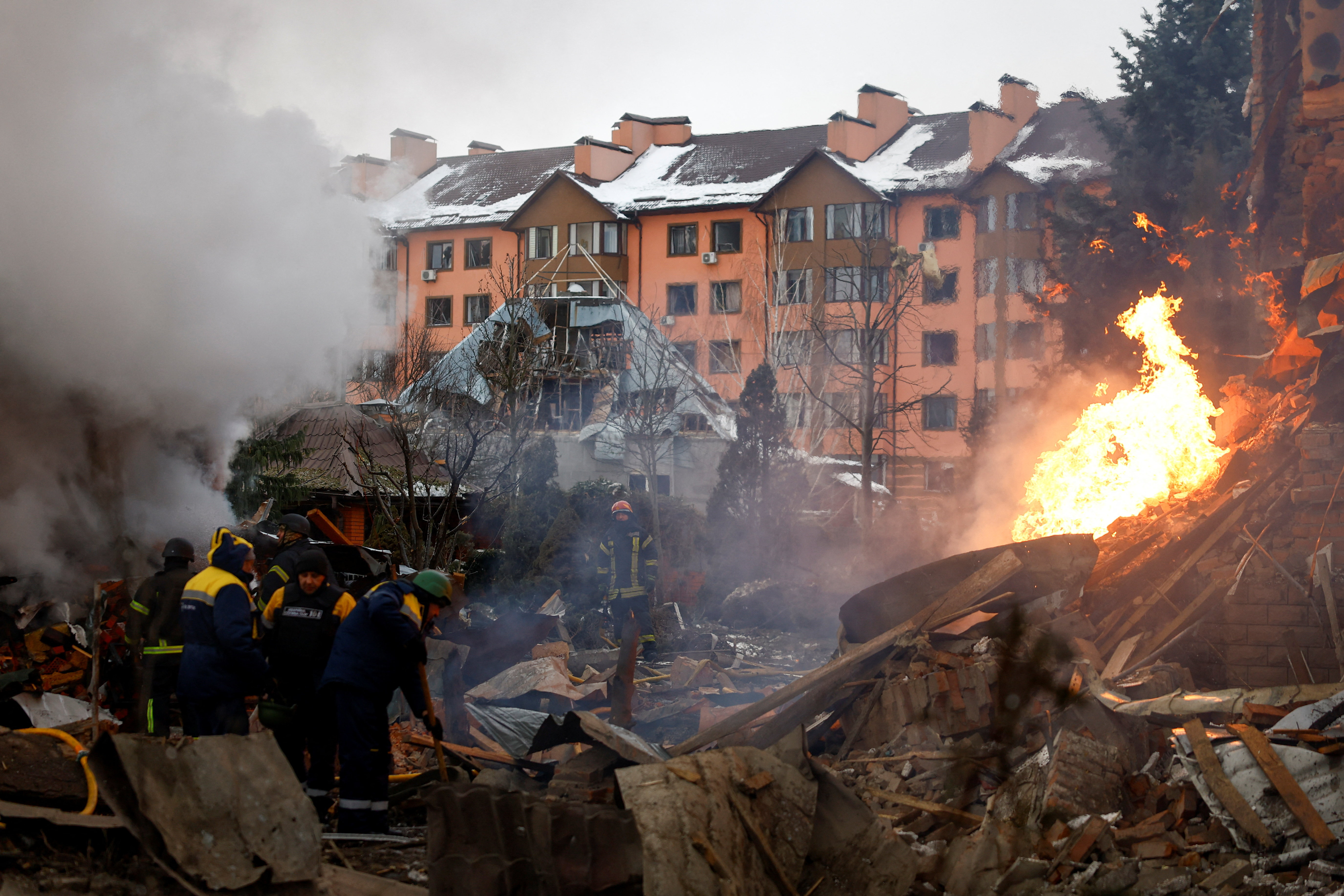 cover Ukraine reconstruction estimate jumps 12% to $588 billion, World Bank says