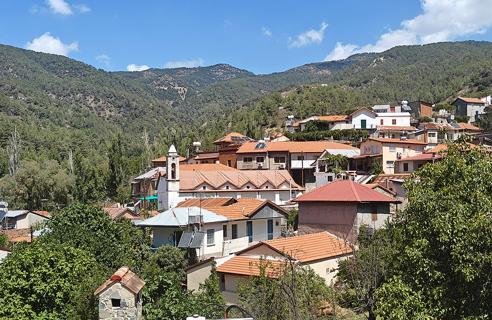 Free community theatre workshops in villages