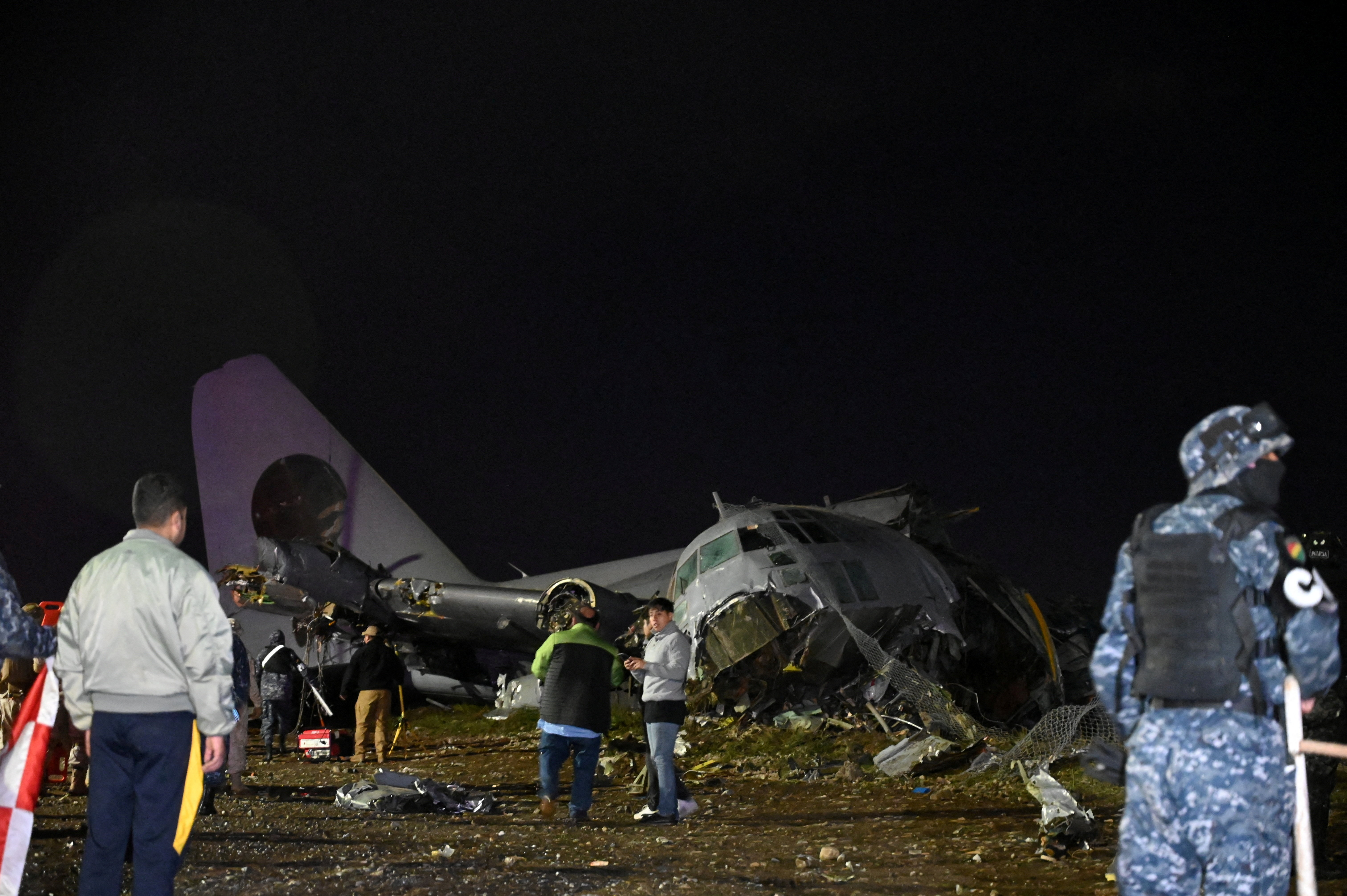 cover Bolivian military plane crash death toll rises to 20, AFP reports