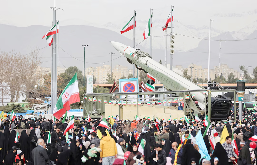 cover Iran foreign minister meets nuclear chief ahead of talks