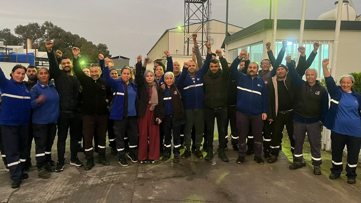 cover Workers at north’s Pepsi producer go on strike