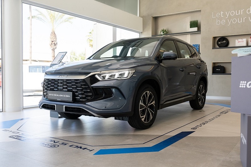 cover New BYD SEALION 5 DM-i makes Cyprus debut