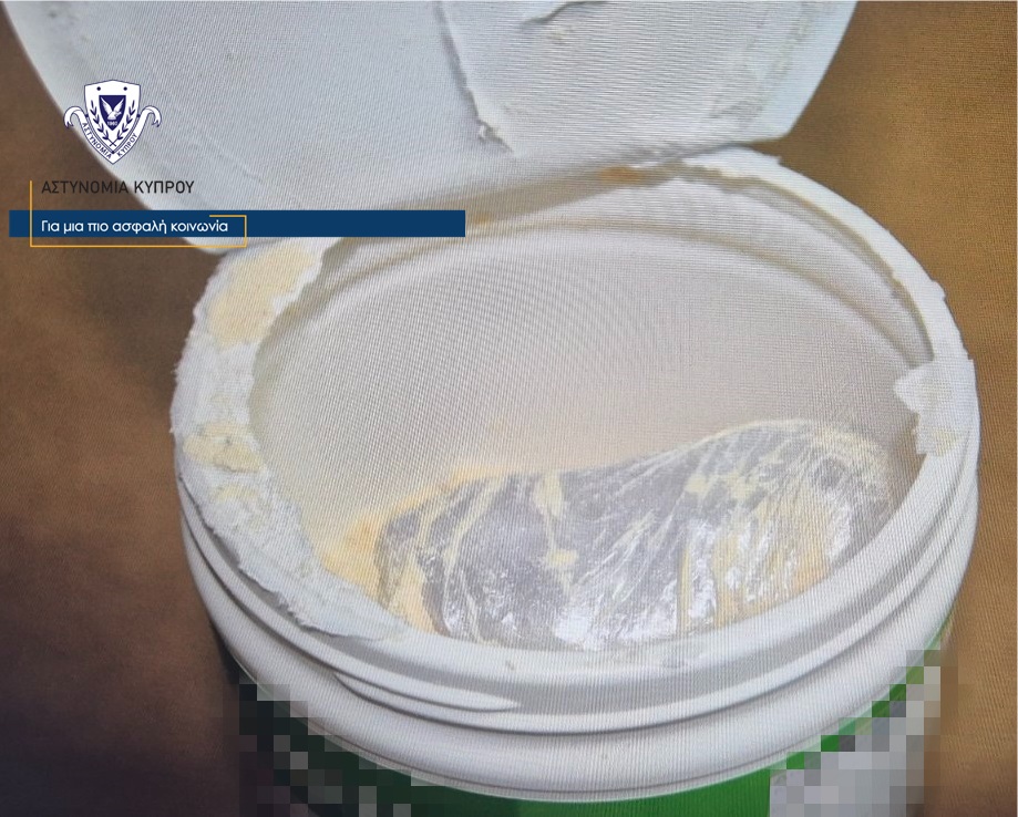 Over half kilo cocaine found in supplements collected from courier