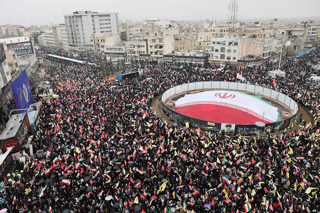 cover Trump says US will hit Iran &#8216;very hard&#8217; after easing sanctions on Russian oil