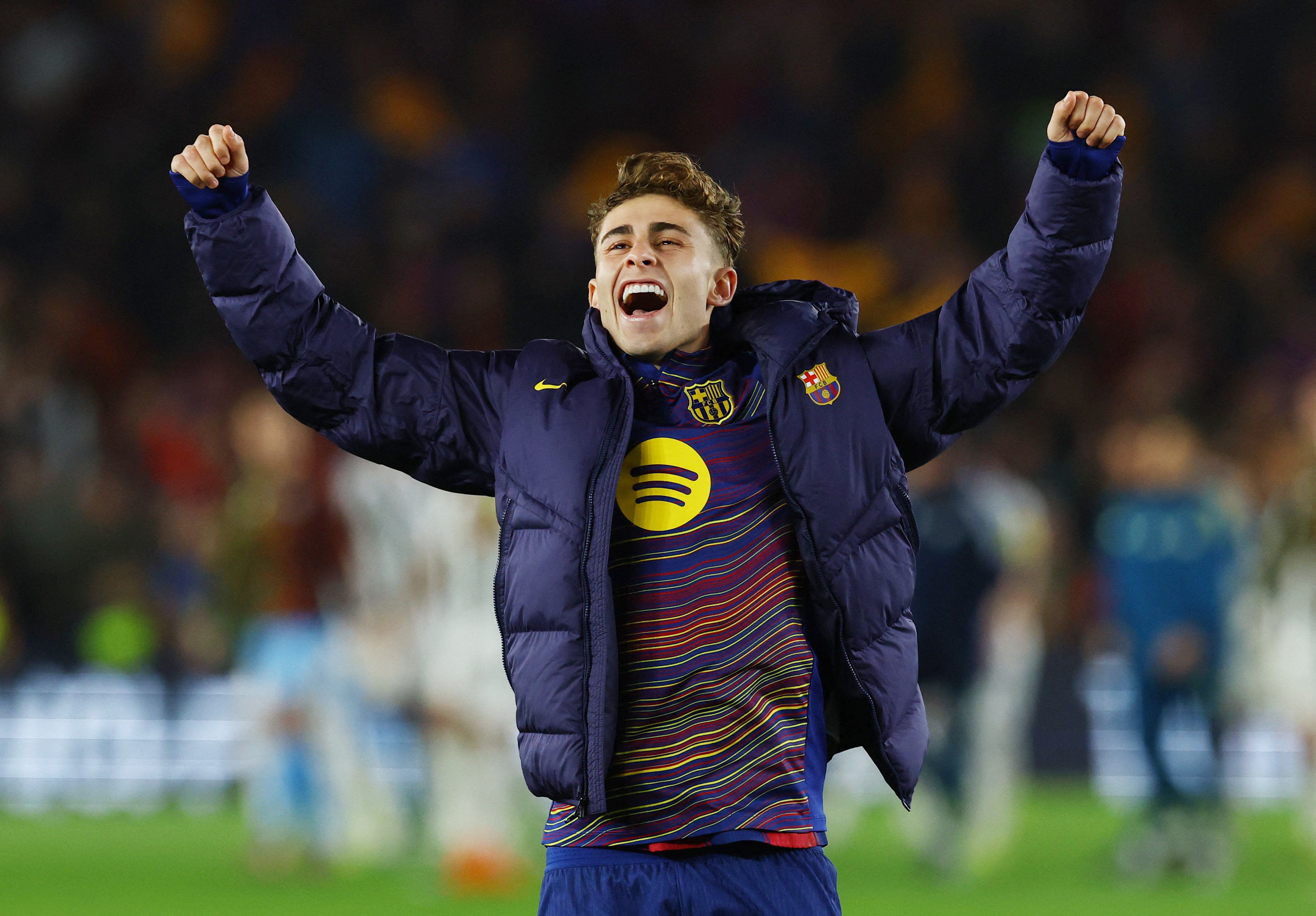 cover Barcelona hit seven past Newcastle to roar into Champions League quarters