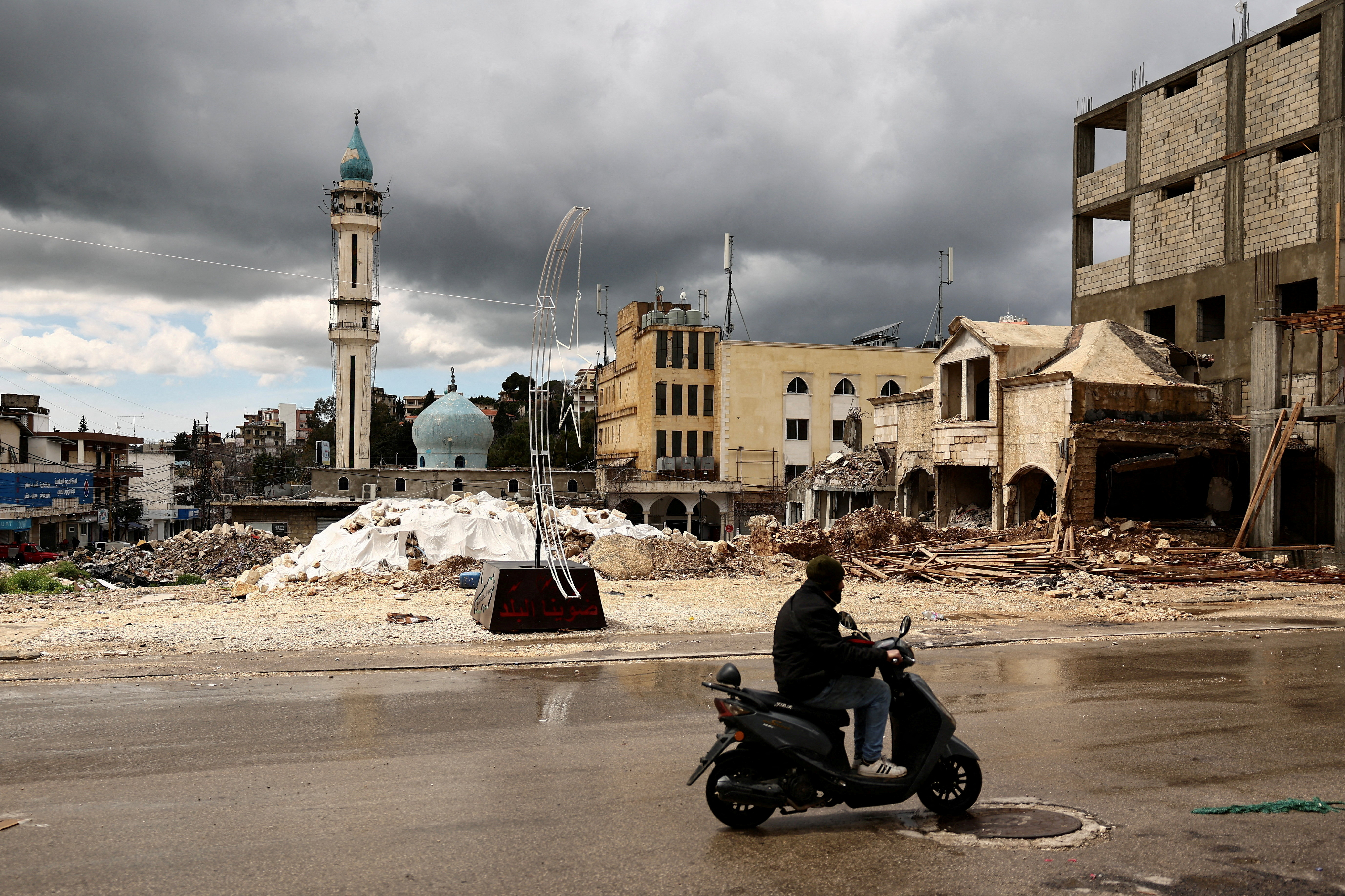 Iran says it is reviewing a US ceasefire plan but no talks; Trump says Tehran leaders want a deal