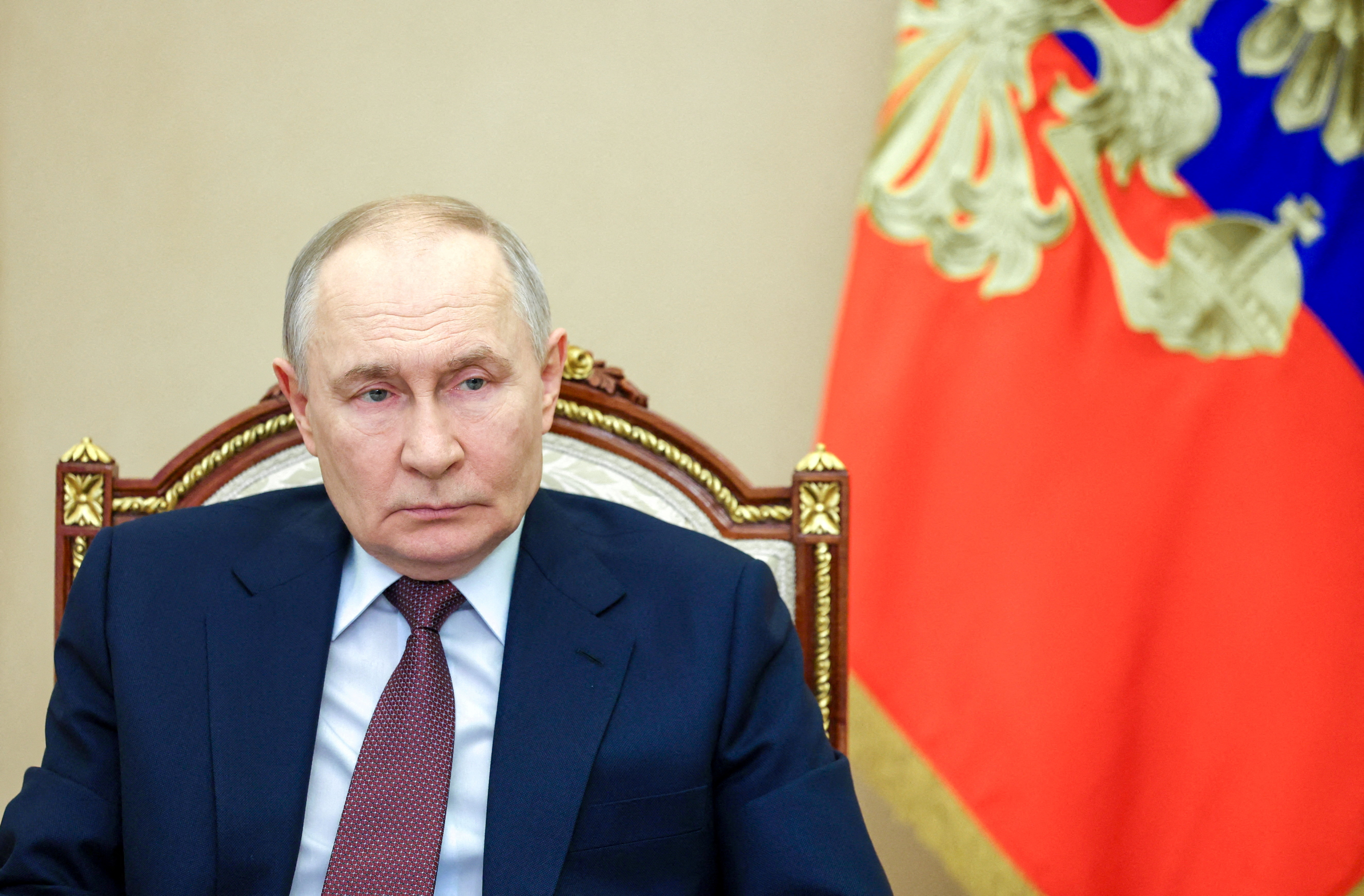 cover Putin asks oligarchs to donate to Russia&#8217;s budget as cost of Ukraine war soars