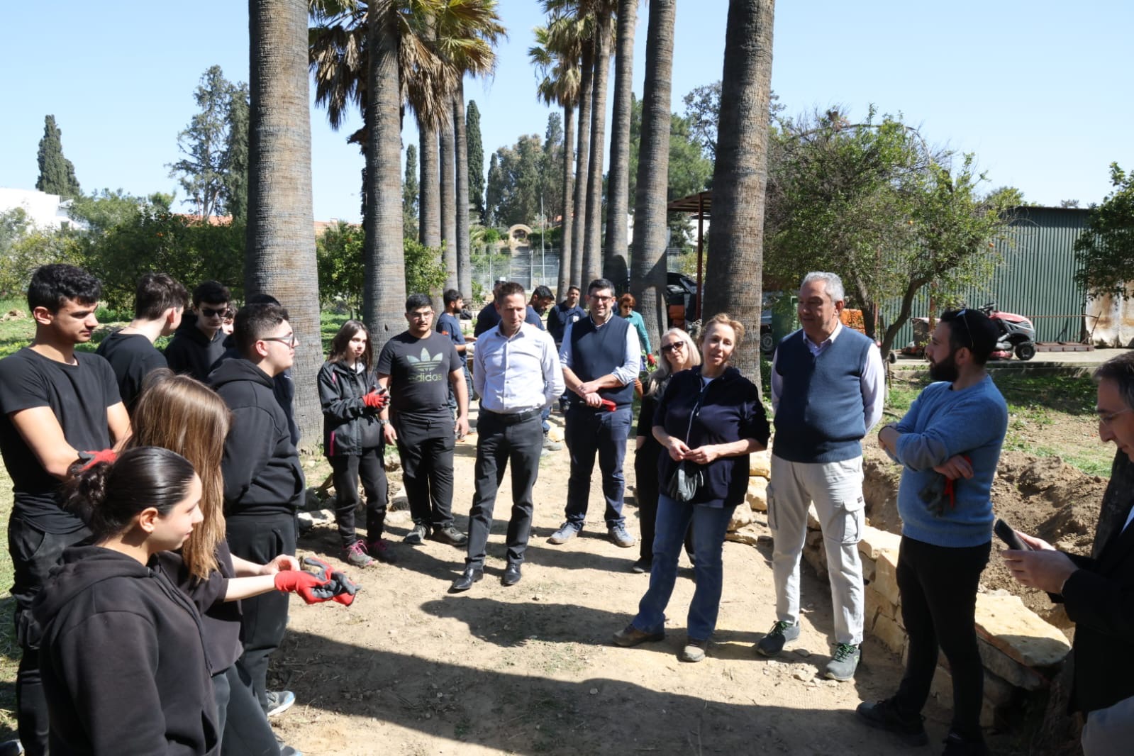 Presidential palace, gardens, students, Theodosiou, environment commissioner, school, lyceum