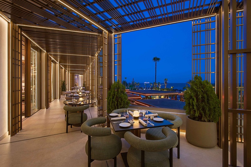 cover Four Seasons Hotel: revamped Sera restaurant menu features new Italian creations