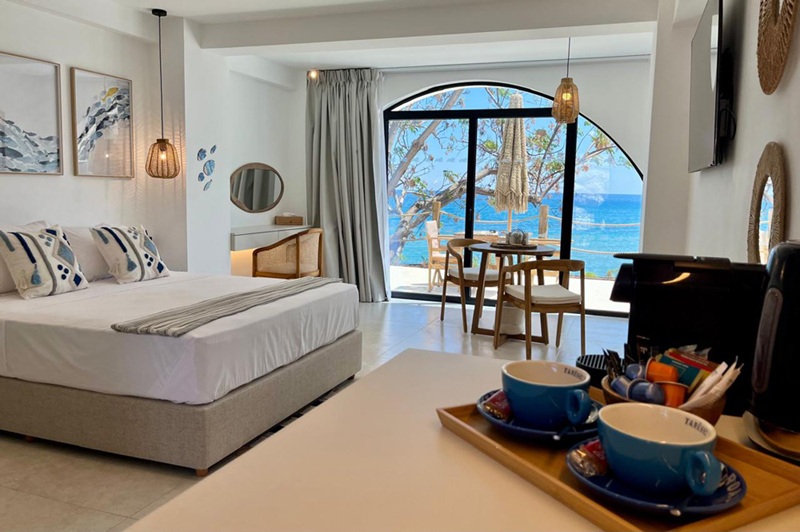 Spend Easter at Sirena Bay Luxury Suites: stay 4 nights, pay for only 3