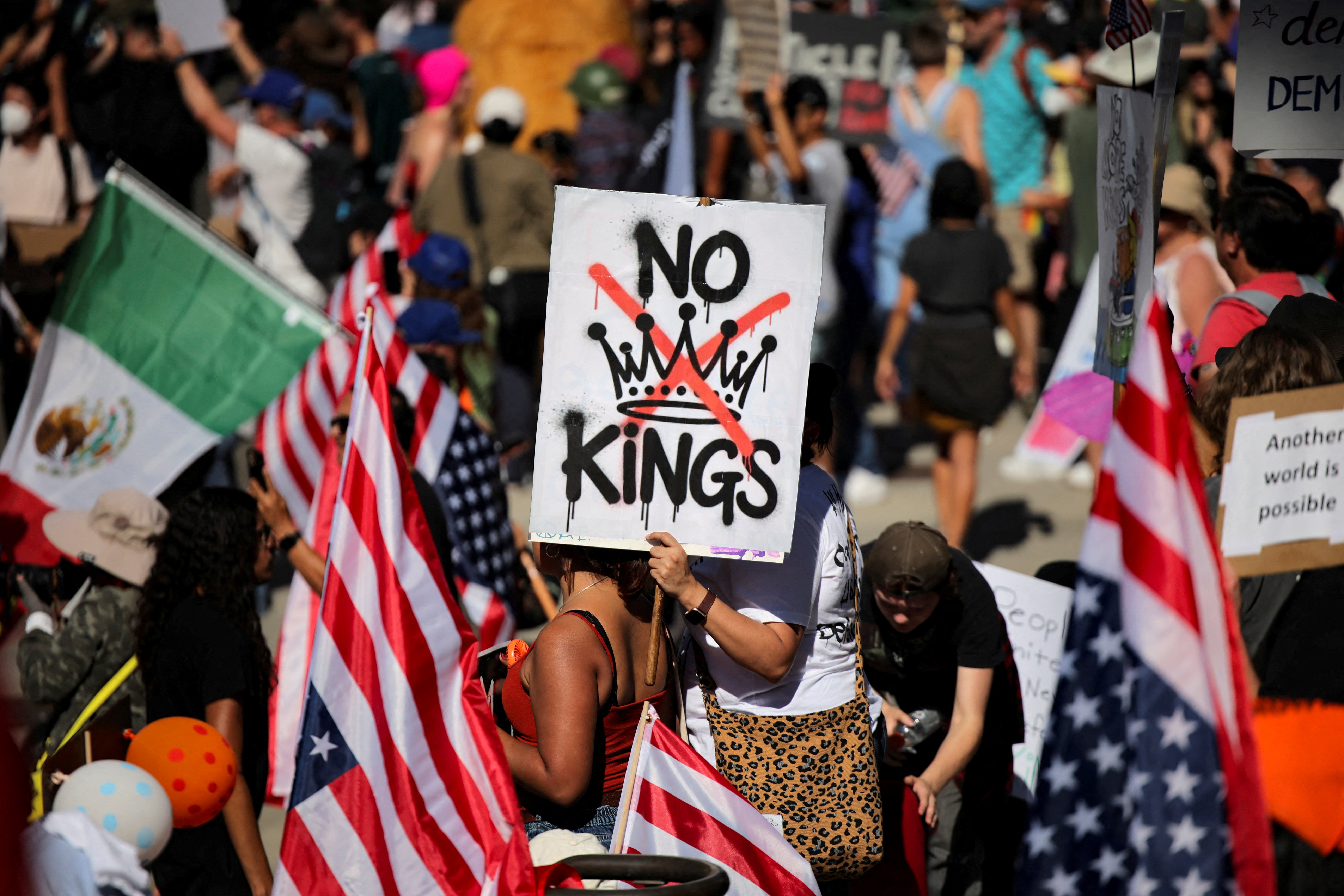 image Rallies planned in thousands of US cities for &#8216;No Kings&#8217; protest against Trump