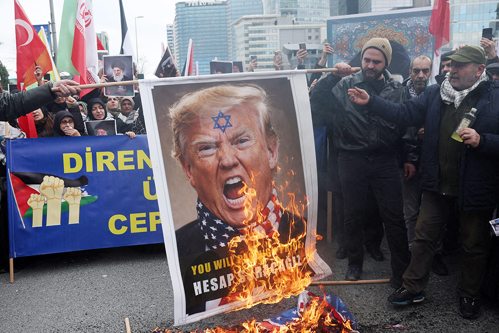 cover Trump: big wave in war with Iran yet to come