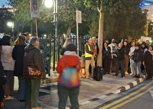 image Demonstrators call on Cyprus to sever links with countries attacking Iran