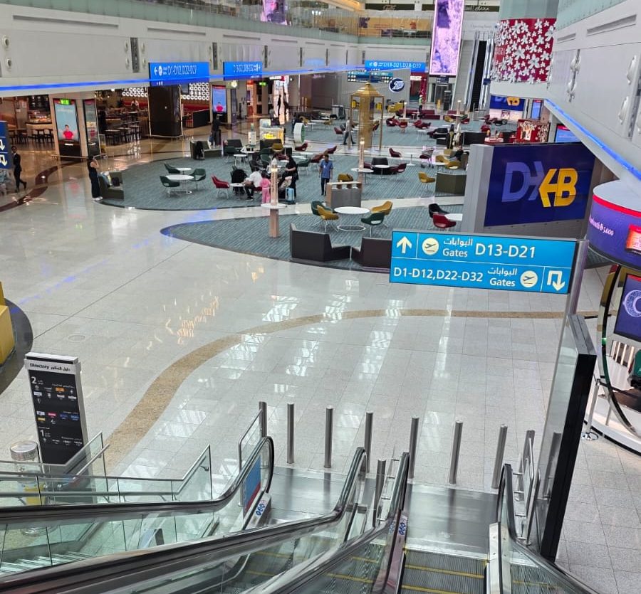 cover Gulf carriers resume limited flights, but missile fire fuels uncertainty