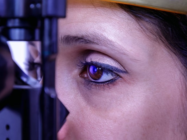 image Why more Europeans are comparing vision correction options across borders