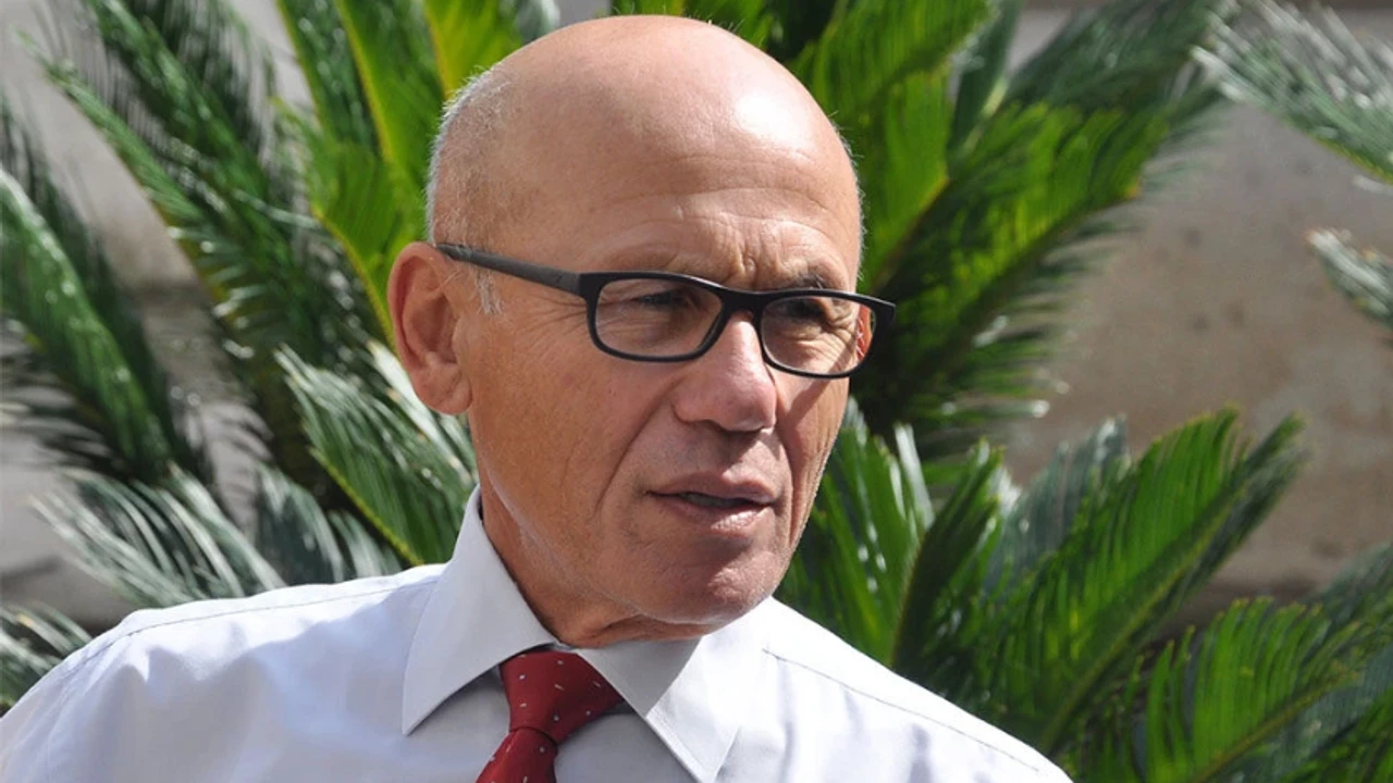 cover ‘Impossible’ to abolish British bases without solving Cyprus problem, Talat says