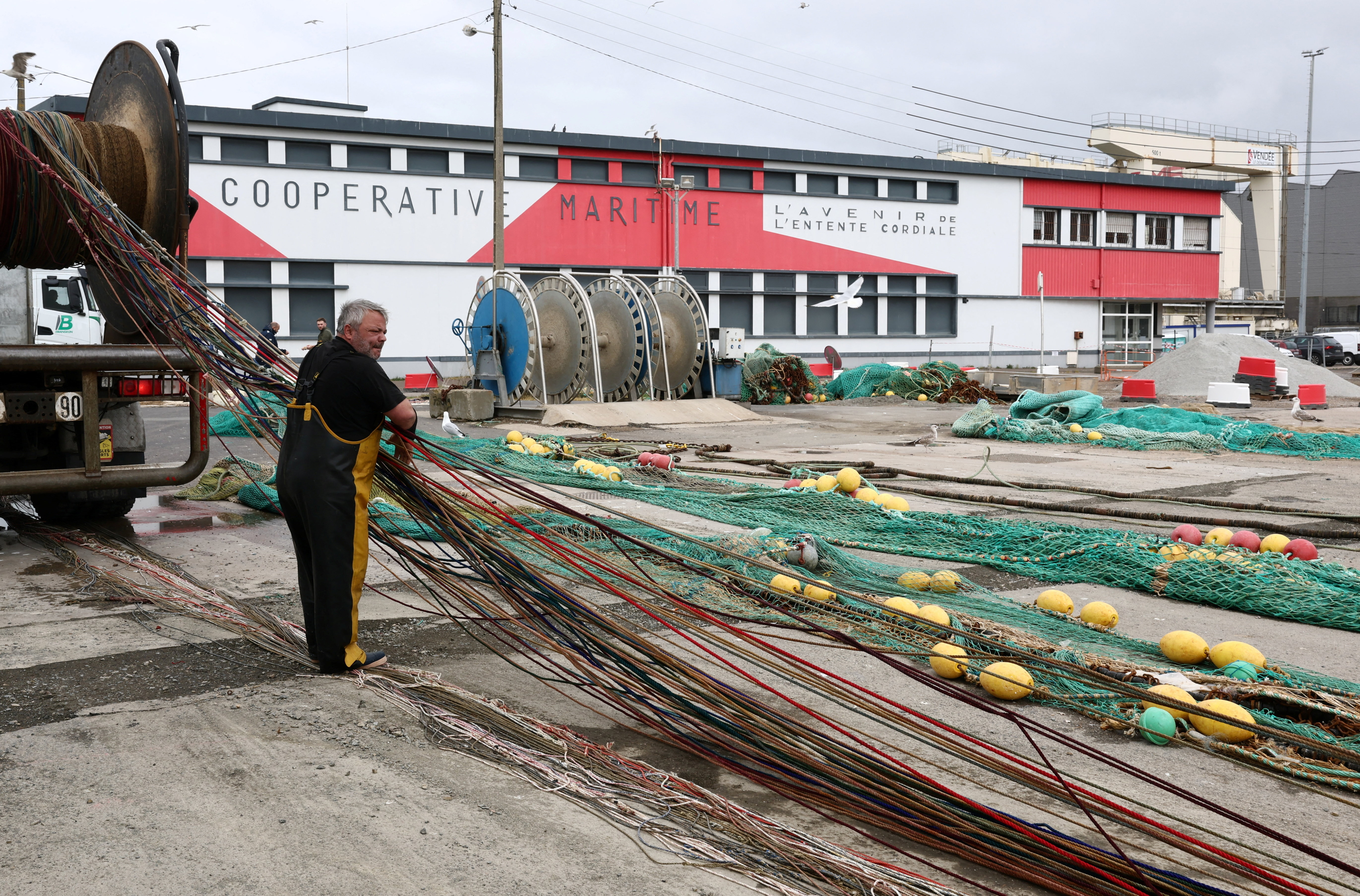 image Italian bill offers incentives for fishing nets to shield Ukraine from drones