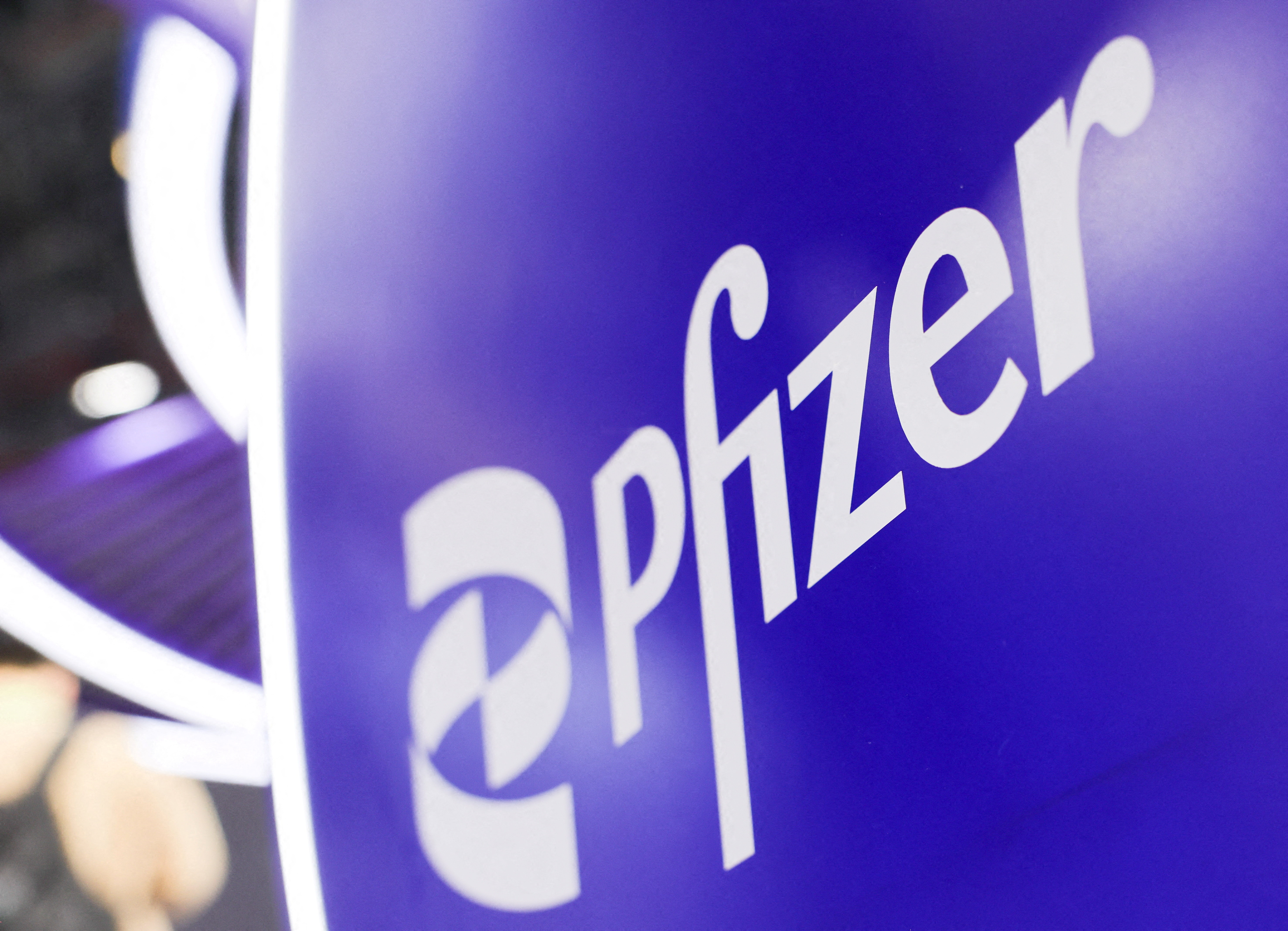 image Pfizer, BioNTech halt US COVID vaccine study after recruitment struggles