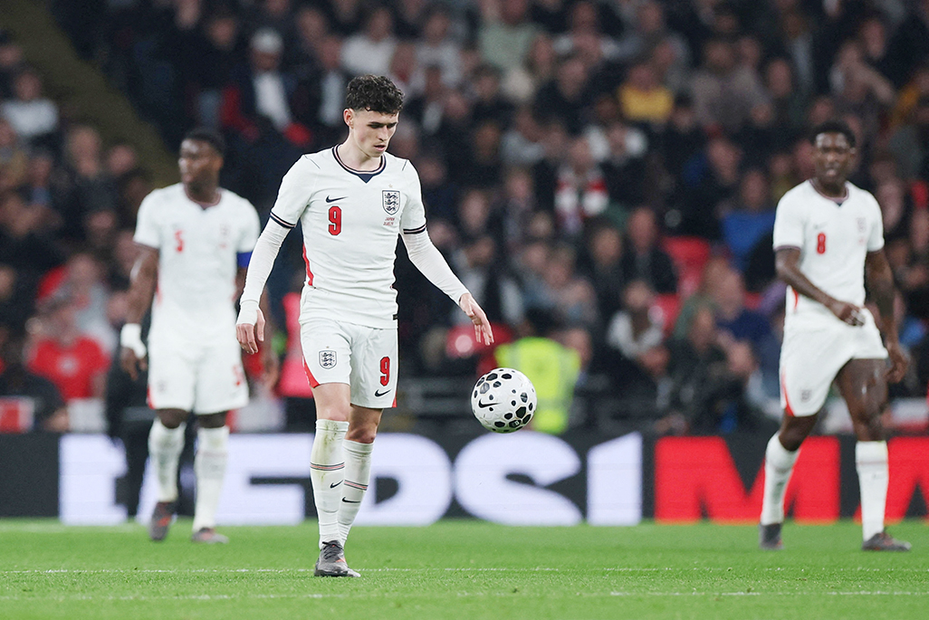 cover Tuchel says Foden cannot be sure of a place in England World Cup squad