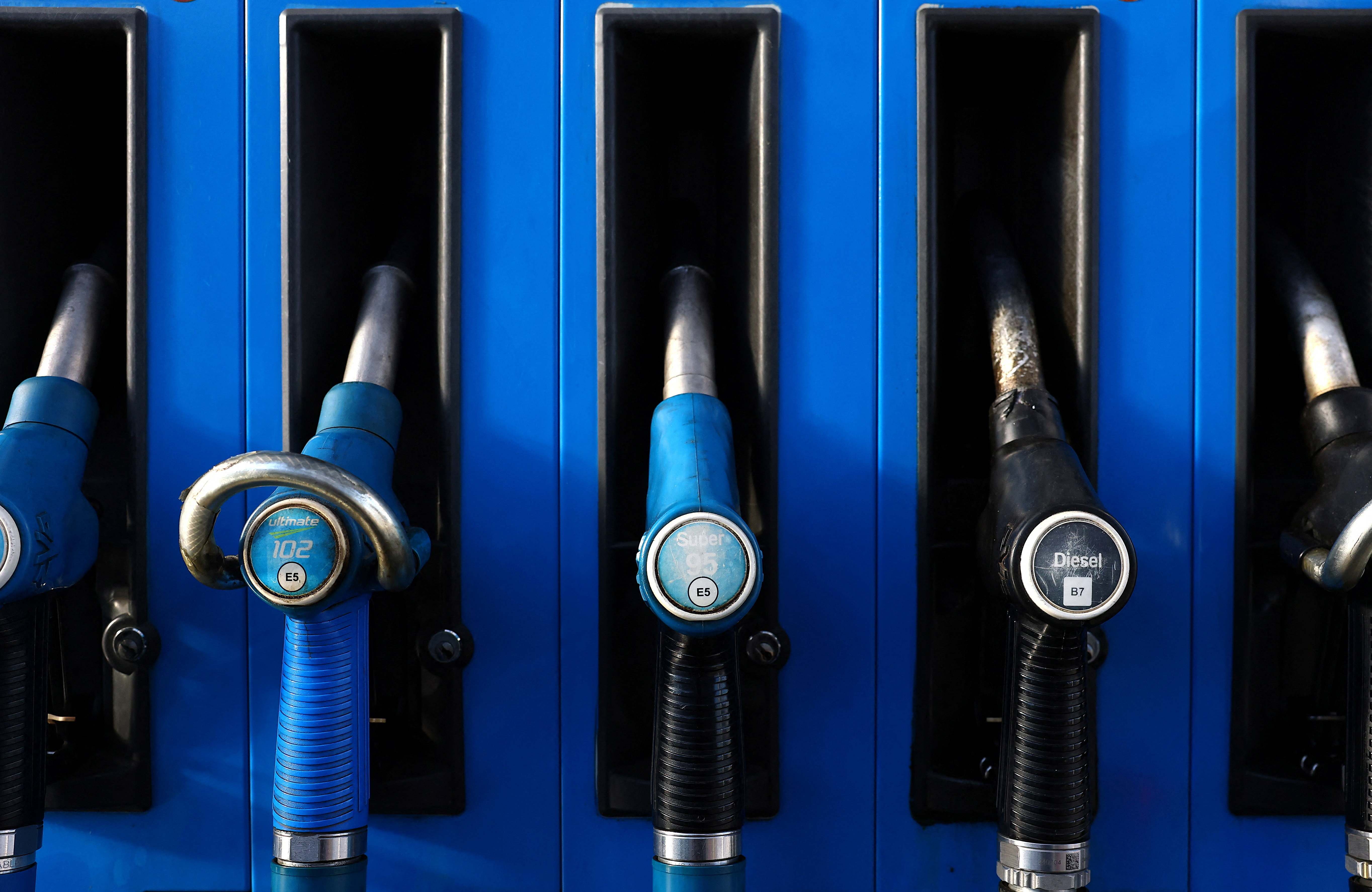 image Petrol station owners to protest over tanker regulations
