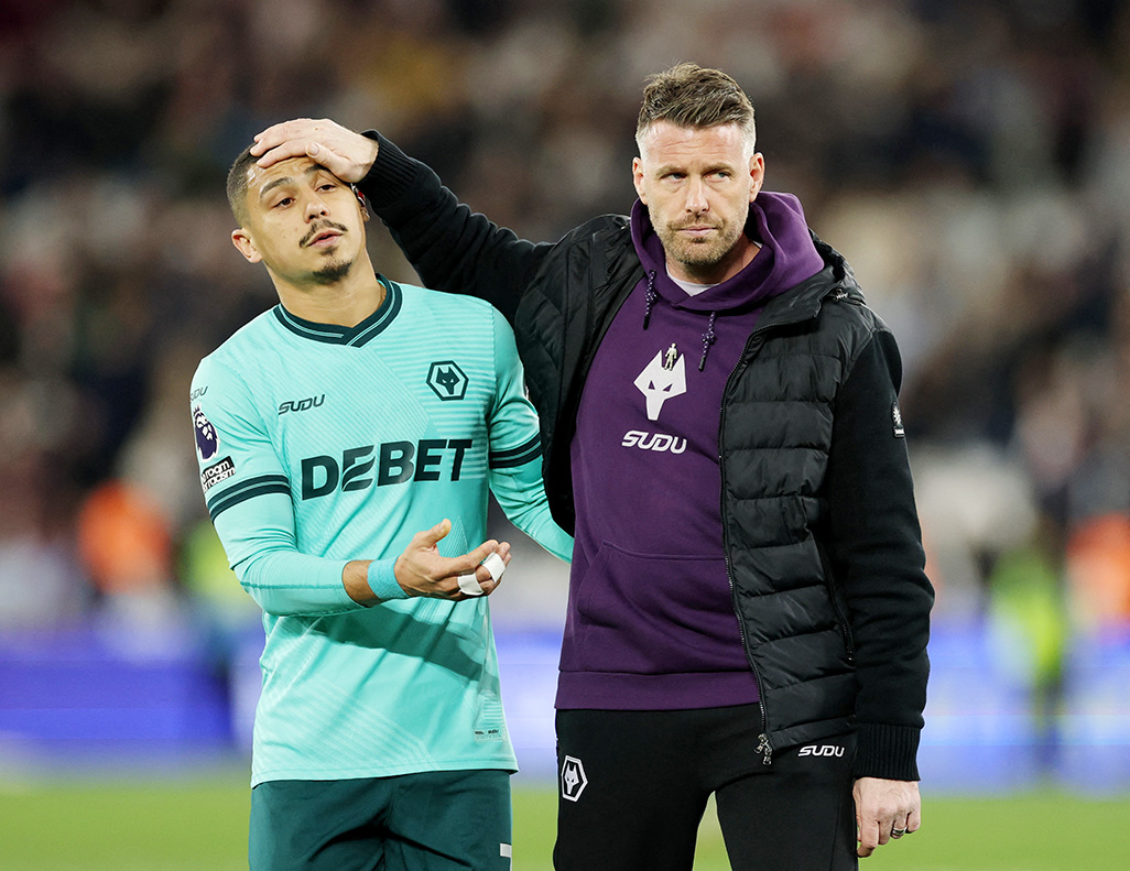 cover Wolves on brink of relegation after defeat at Leeds