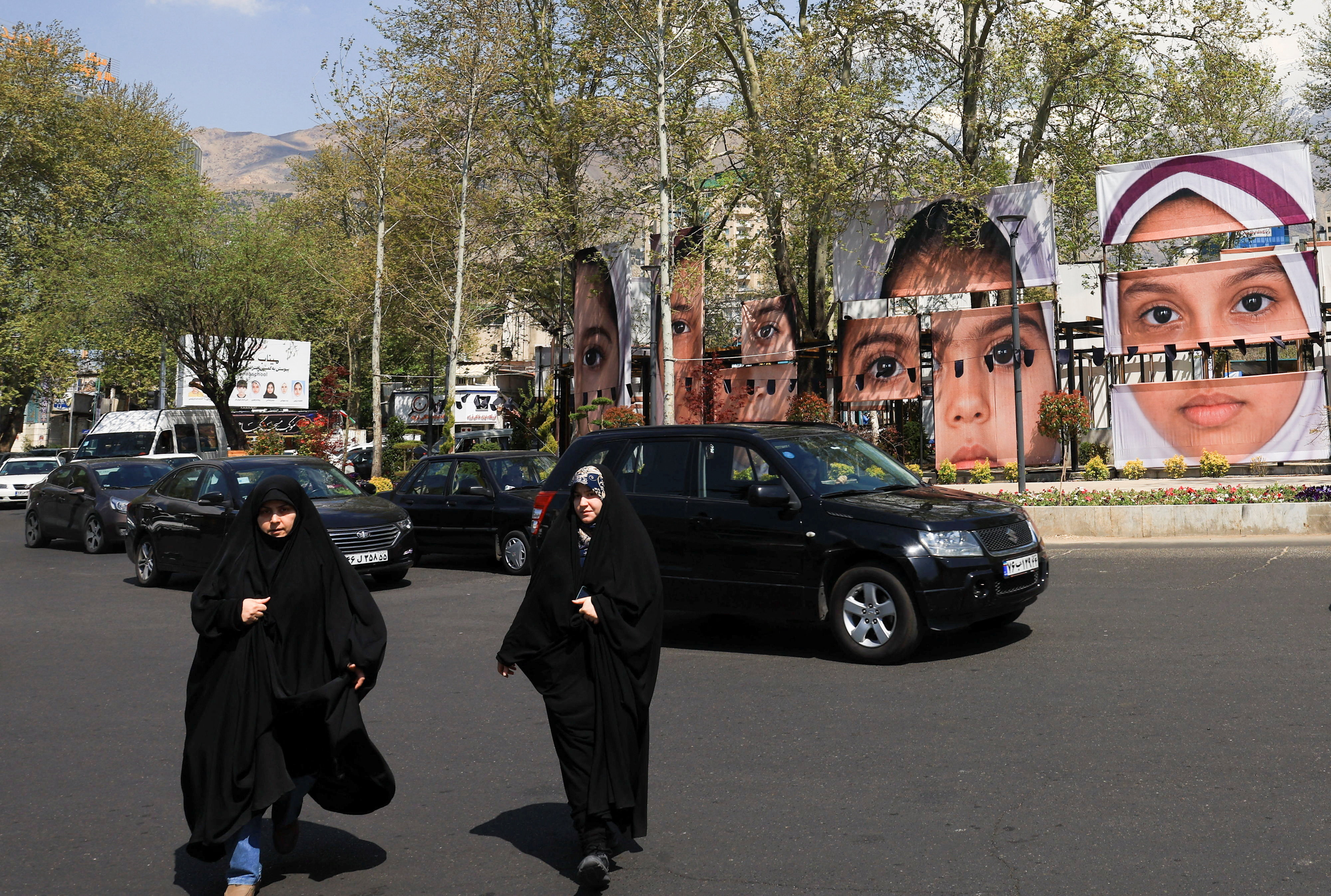 image White House denies U.S. requested ceasefire, says new talks may happen in Pakistan