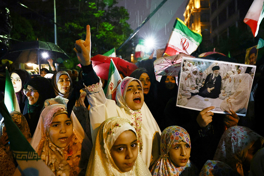 Ceasefire at risk after US seizes Iranian ship, Iran shuns peace talks