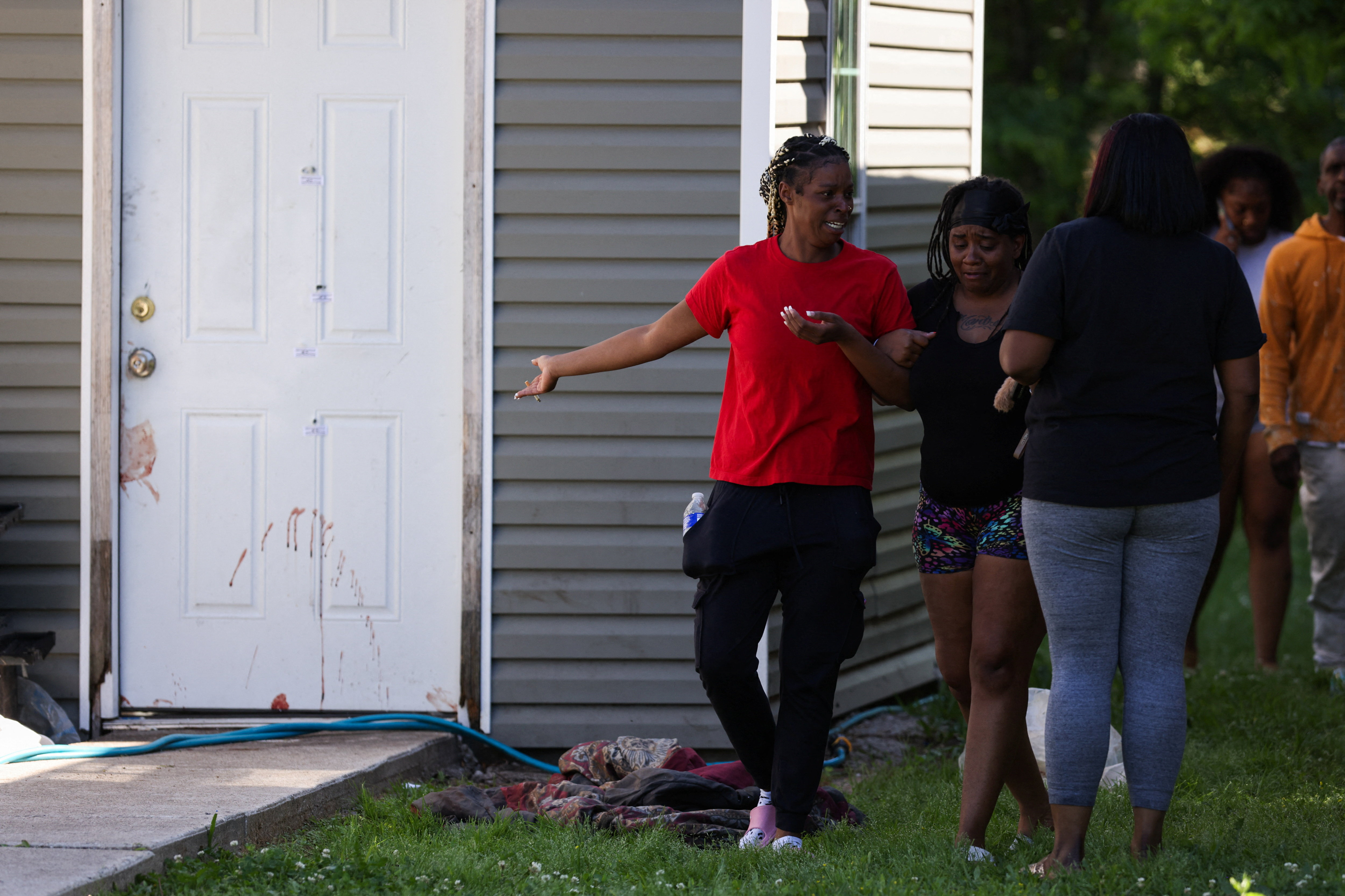 image Eight children killed at home in Louisiana domestic violence, police say