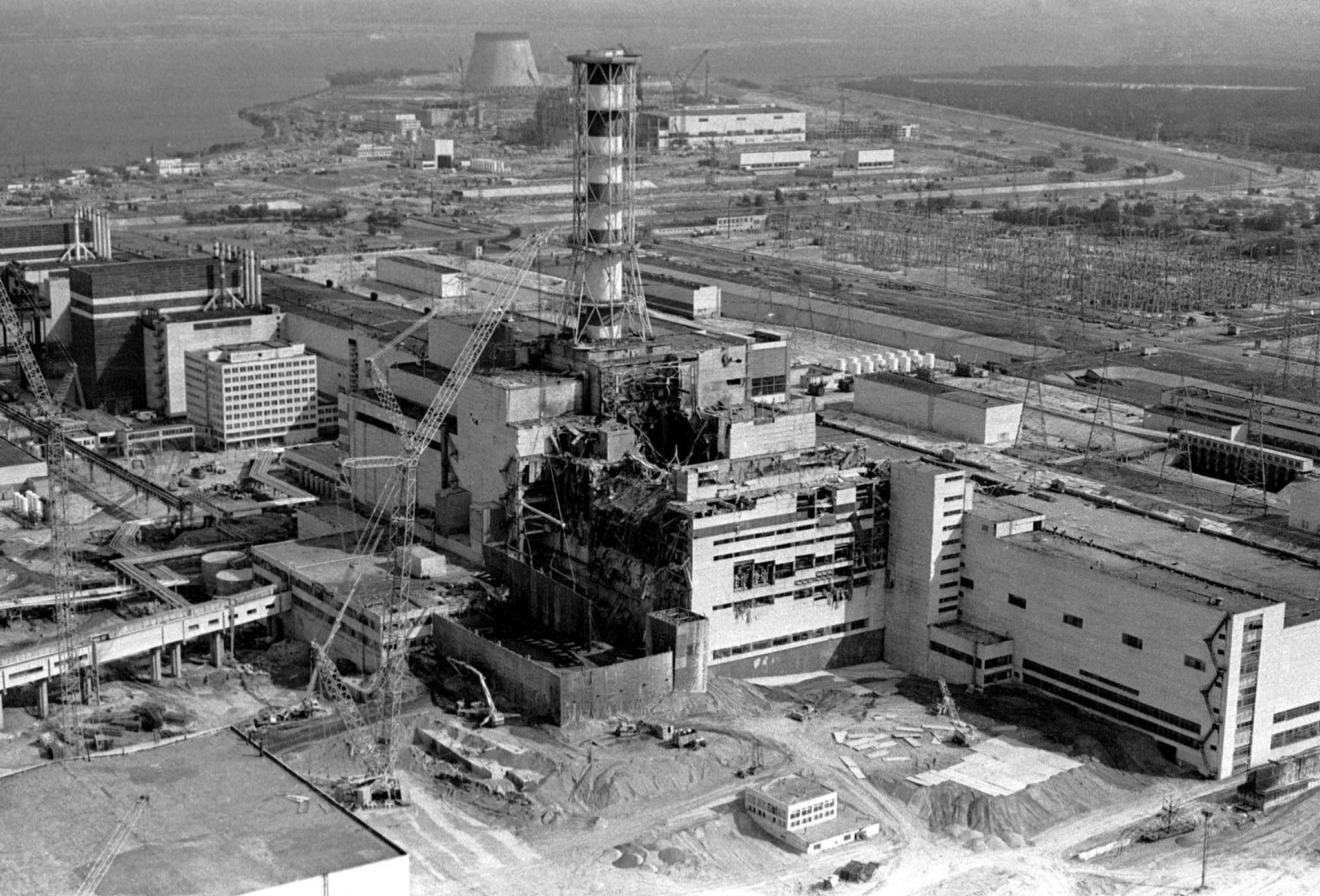 image Ukraine marks 40 years since Chernobyl nuclear disaster