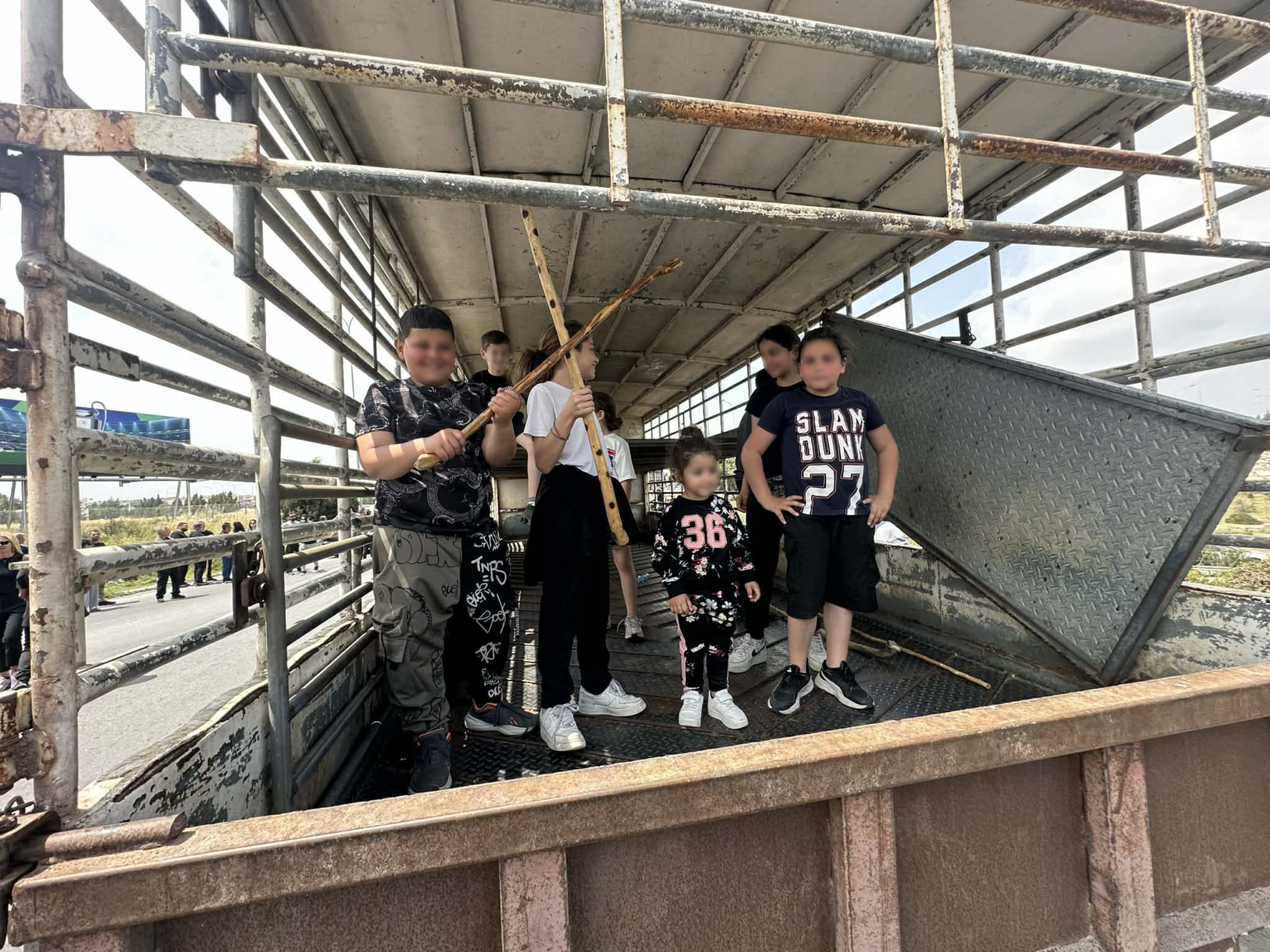 farmers, protest, demonstration, demonstrators, foot and mouth, FMD