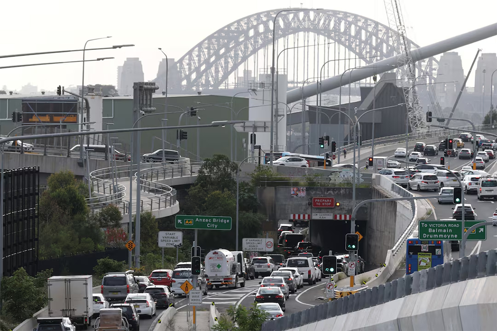 Australians cancel Easter travel as worries mount over fuel crisis