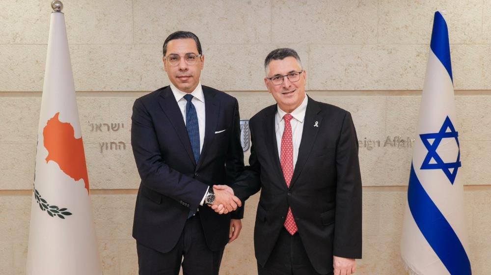 image Kombos urges Israeli FM to ensure ceasefire including Lebanon