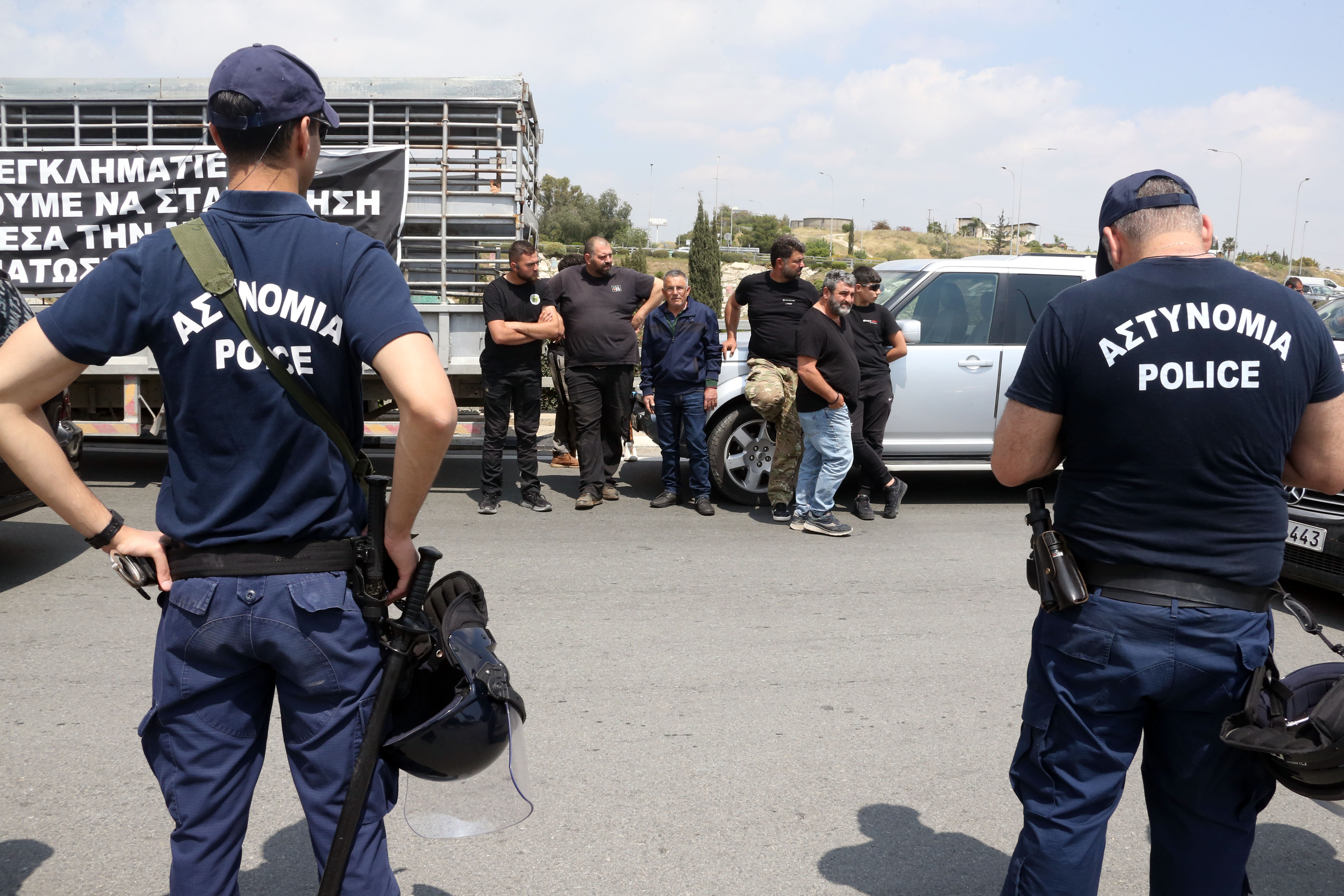 cover Farmer suffers heart attack after learning cattle must be culled