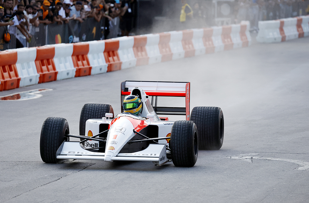 image McLaren take F1 to the fans with Miami street show as 1,000th race looms