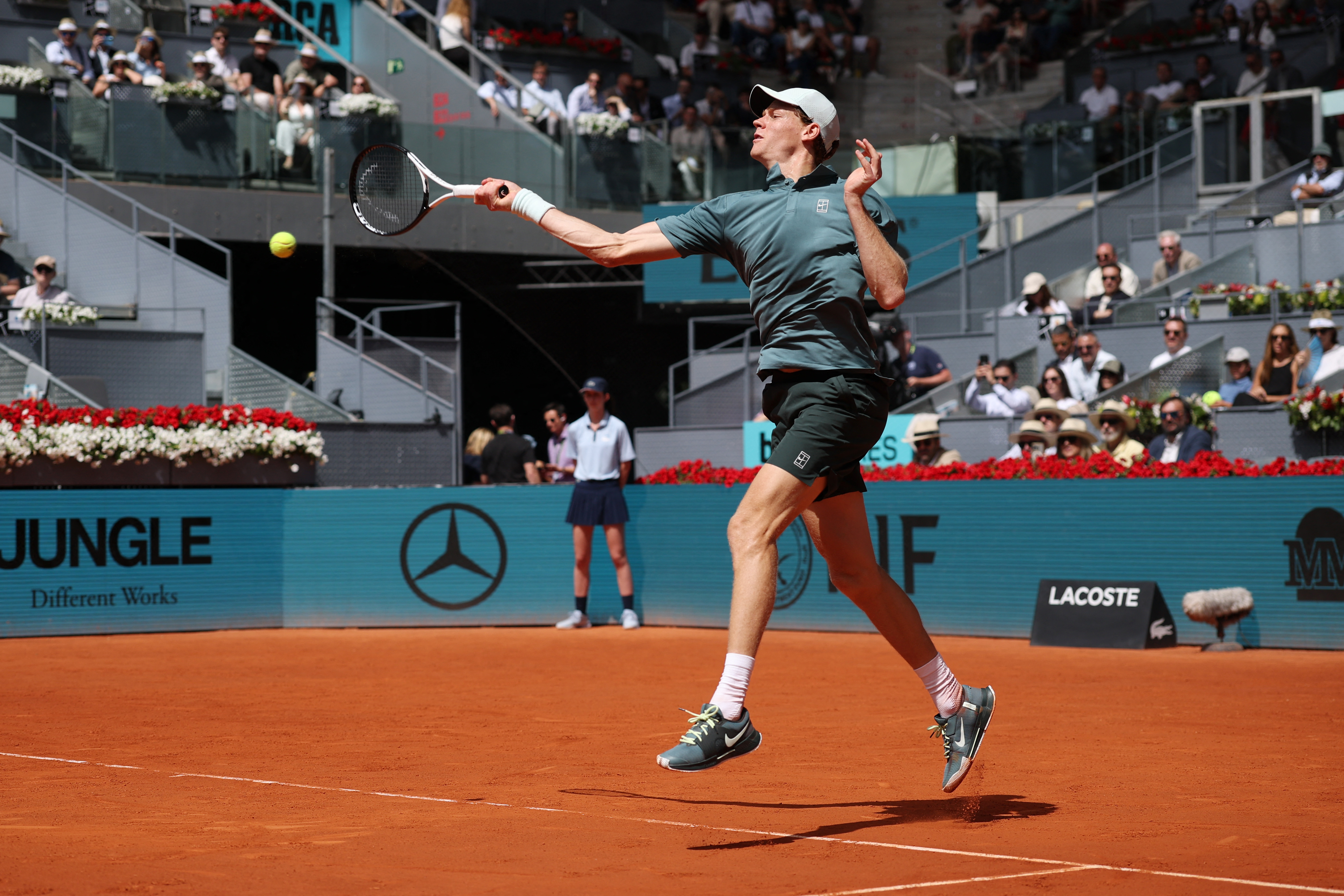 image Sinner sweeps past Norrie to reach Madrid quarter-finals