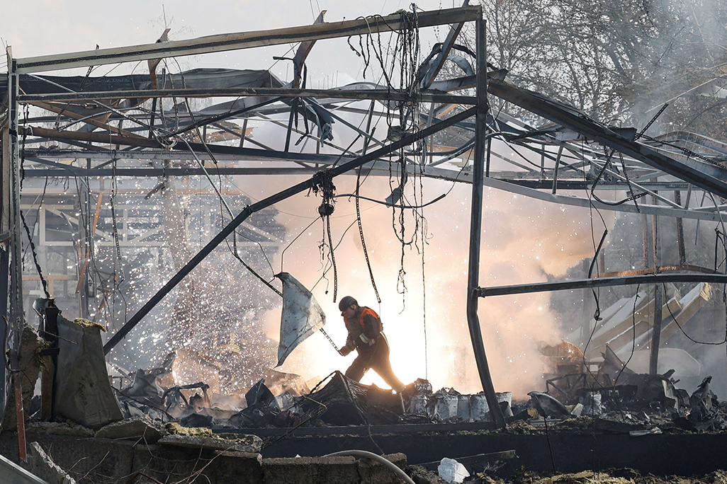 Russia steps up airstrikes in ‘Easter escalation, Zelenskiy says